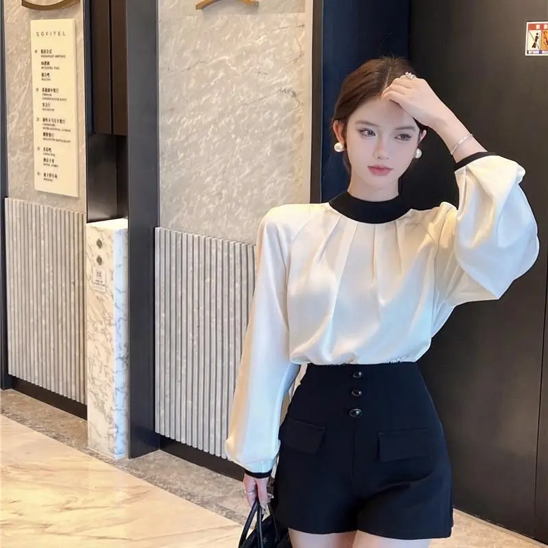 Temperament Lady Tops Vintage Blouses for Women 2025 Blusas Mujer De Mida O-neck Lantern Sleeve Loose Bandage Bow Blouse Shirts