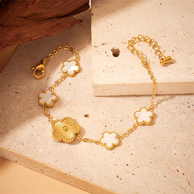 XIYANIKE 316L Stainless Steel Gold Color Five Leaf Flower Charm Bracelet For Women 2023 New Luxury Zircon Clover Bangle Jewelry XIYANIKE 316L Stainless Steel Gold Color Five Leaf Flower Charm Bracelet For Women 2023 New Luxury Zircon Clover Bangle Jewelry